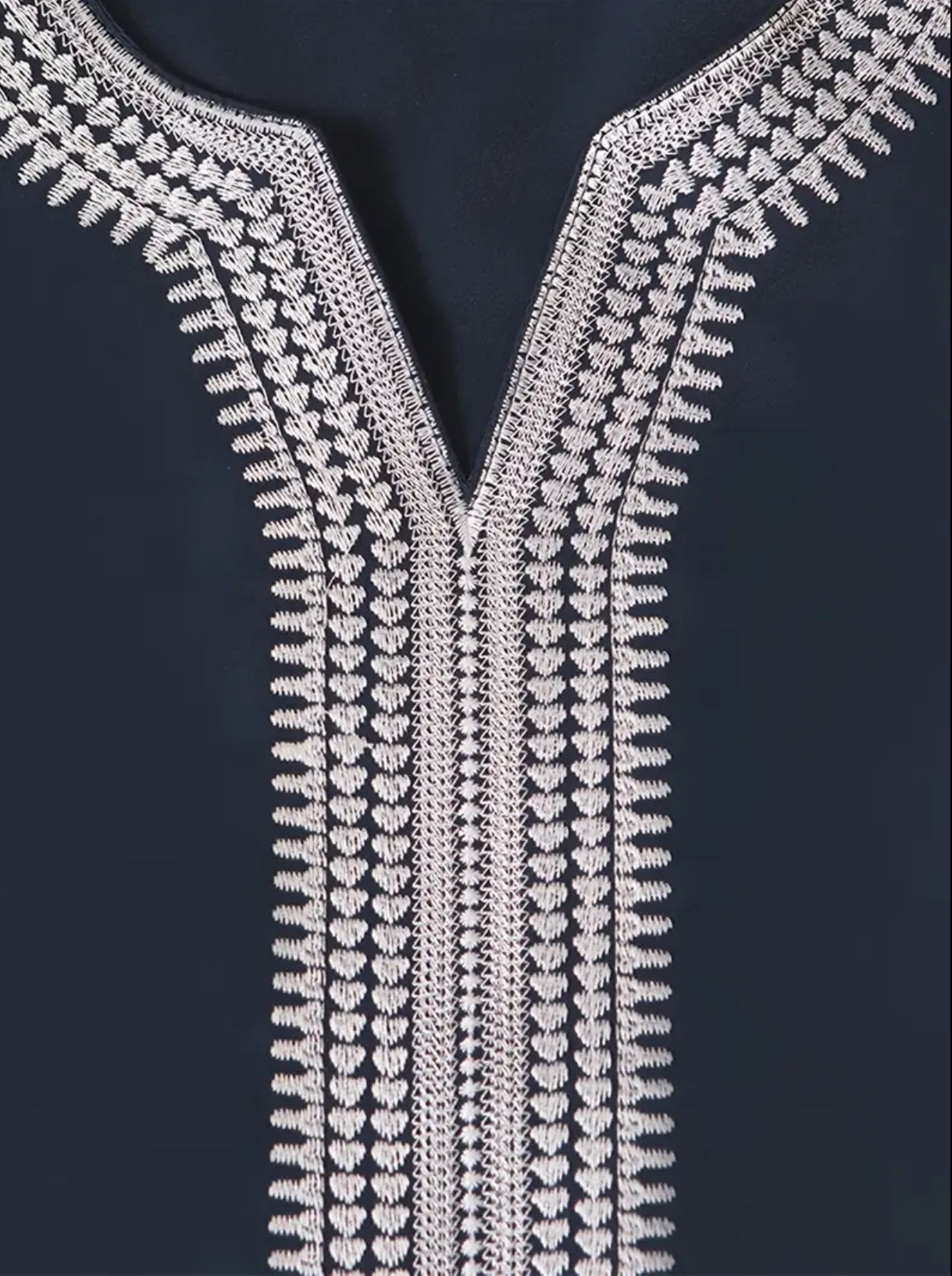 Maryam’s Essential Boys’ Traditional V- Neck Long Sleeves Kaftan